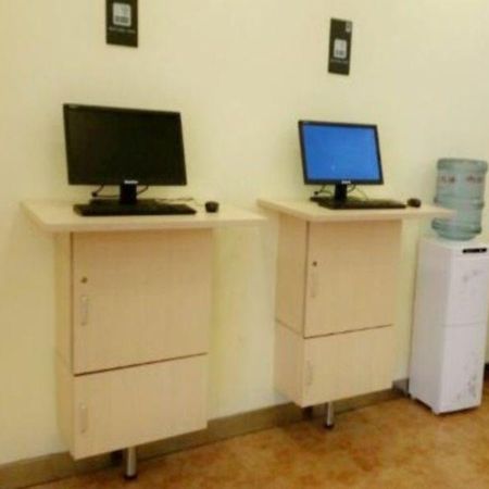 7 Days Inn Dalian Wafangdian Railway Station Екстер'єр фото